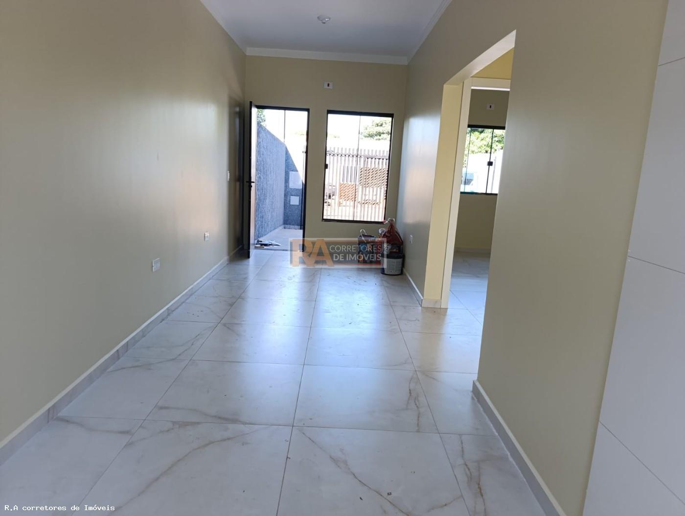 Casa à venda com 2 quartos, 125m² - Foto 4