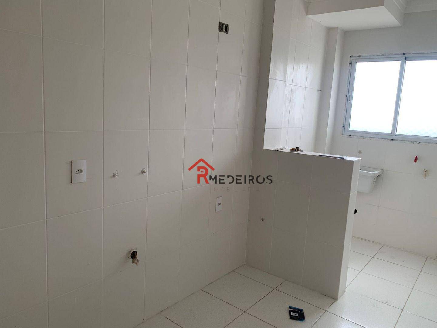 Apartamento à venda com 2 quartos, 70m² - Foto 7