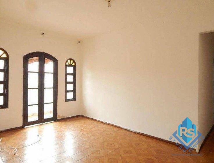 Sobrado à venda e aluguel com 3 quartos, 160m² - Foto 7