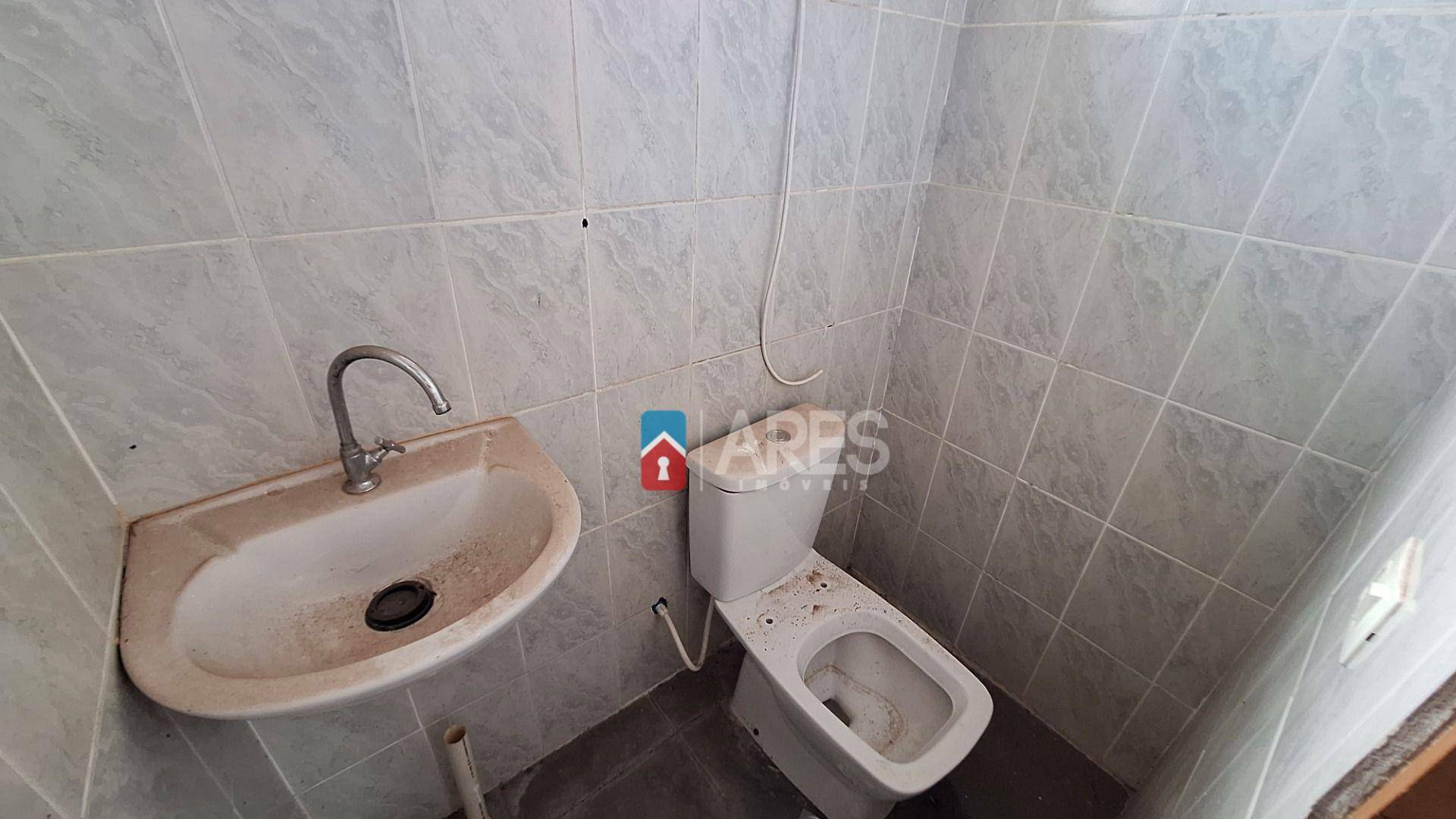 Casa à venda com 5 quartos, 169m² - Foto 16