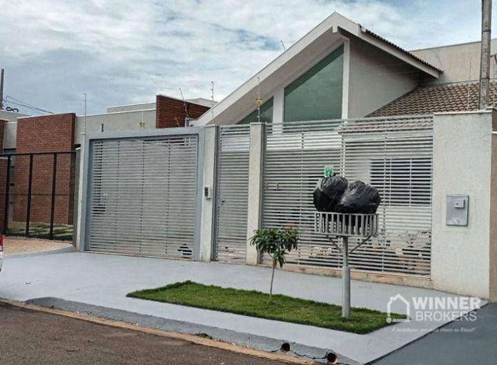 Casa à venda com 2 quartos, 105m² - Foto 1