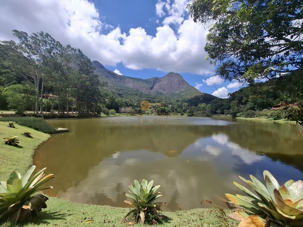 Casa de Condomínio à venda com 2 quartos, 560m² - Foto 1