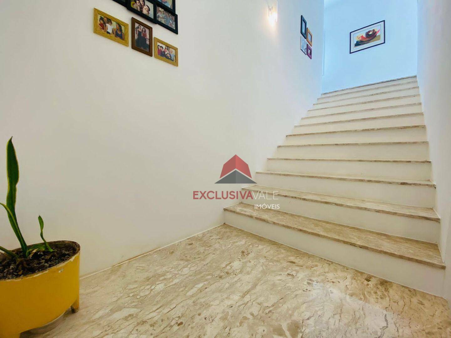 Casa de Condomínio à venda com 4 quartos, 330m² - Foto 6