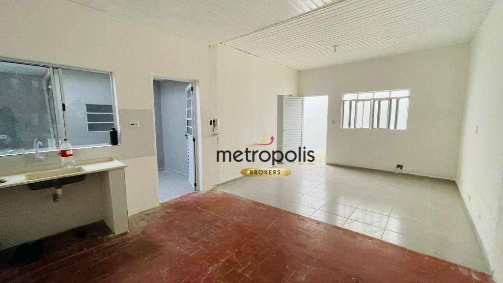 Casa para alugar com 1 quarto, 60m² - Foto 1