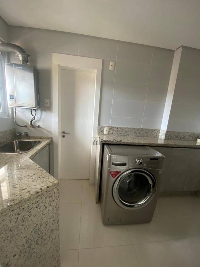 Apartamento à venda com 3 quartos, 191m² - Foto 29