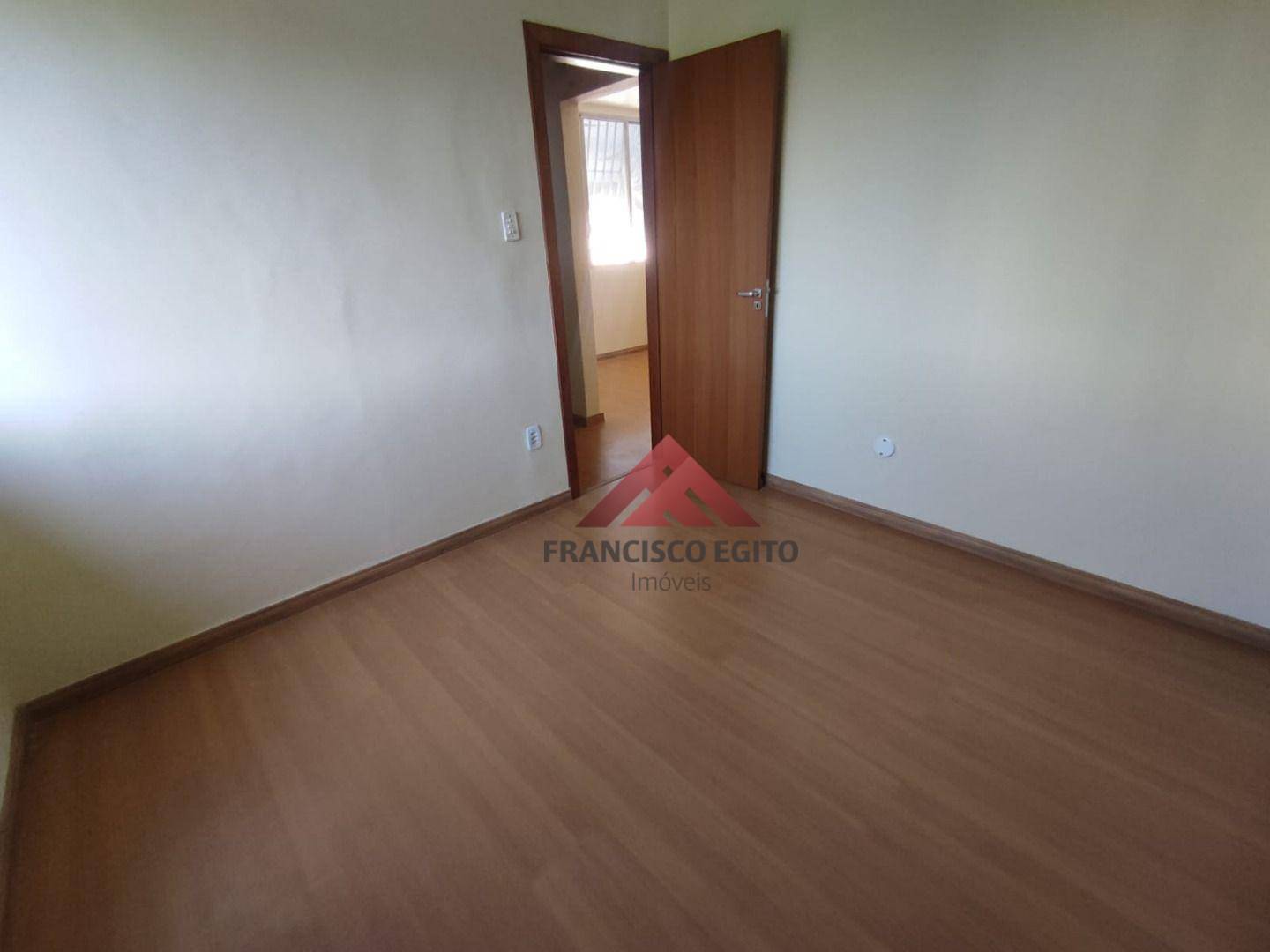 Apartamento à venda com 2 quartos, 78m² - Foto 7