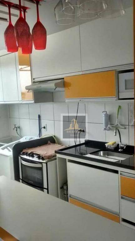 Apartamento à venda com 2 quartos, 69m² - Foto 7