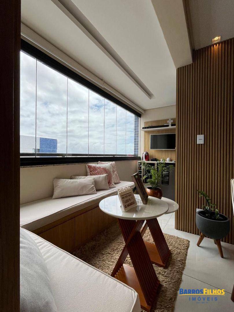 Apartamento à venda com 2 quartos, 81m² - Foto 11