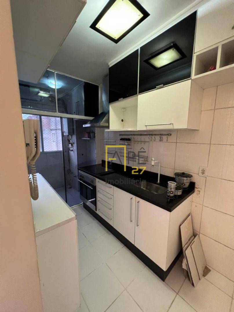 Apartamento à venda com 2 quartos, 47m² - Foto 2