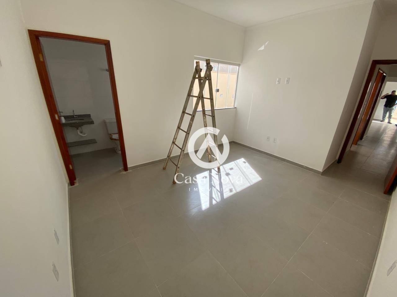 Casa à venda com 2 quartos, 65m² - Foto 3