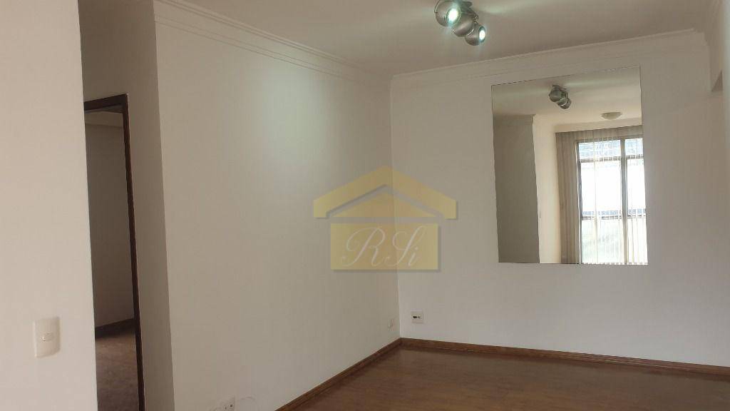 Apartamento à venda com 2 quartos, 62m² - Foto 4