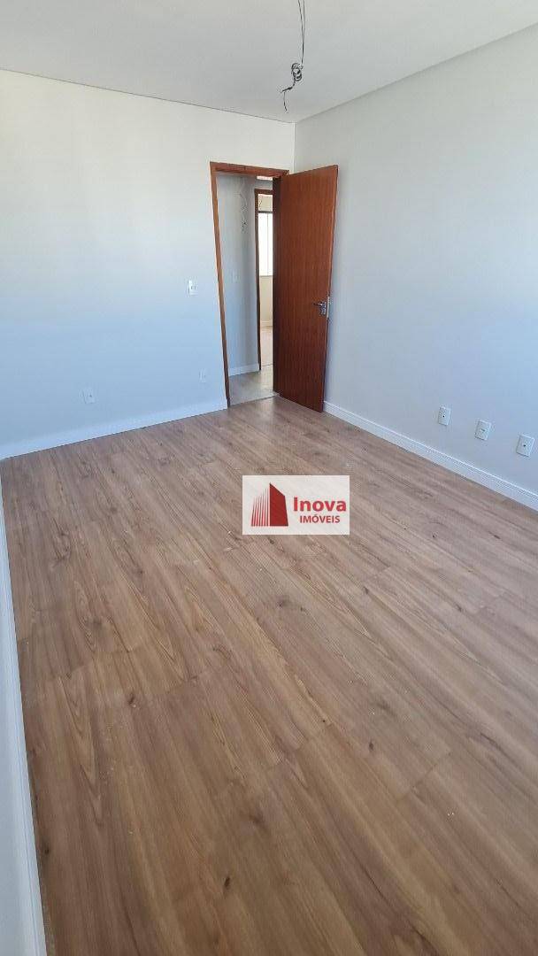 Apartamento à venda com 3 quartos, 104m² - Foto 19