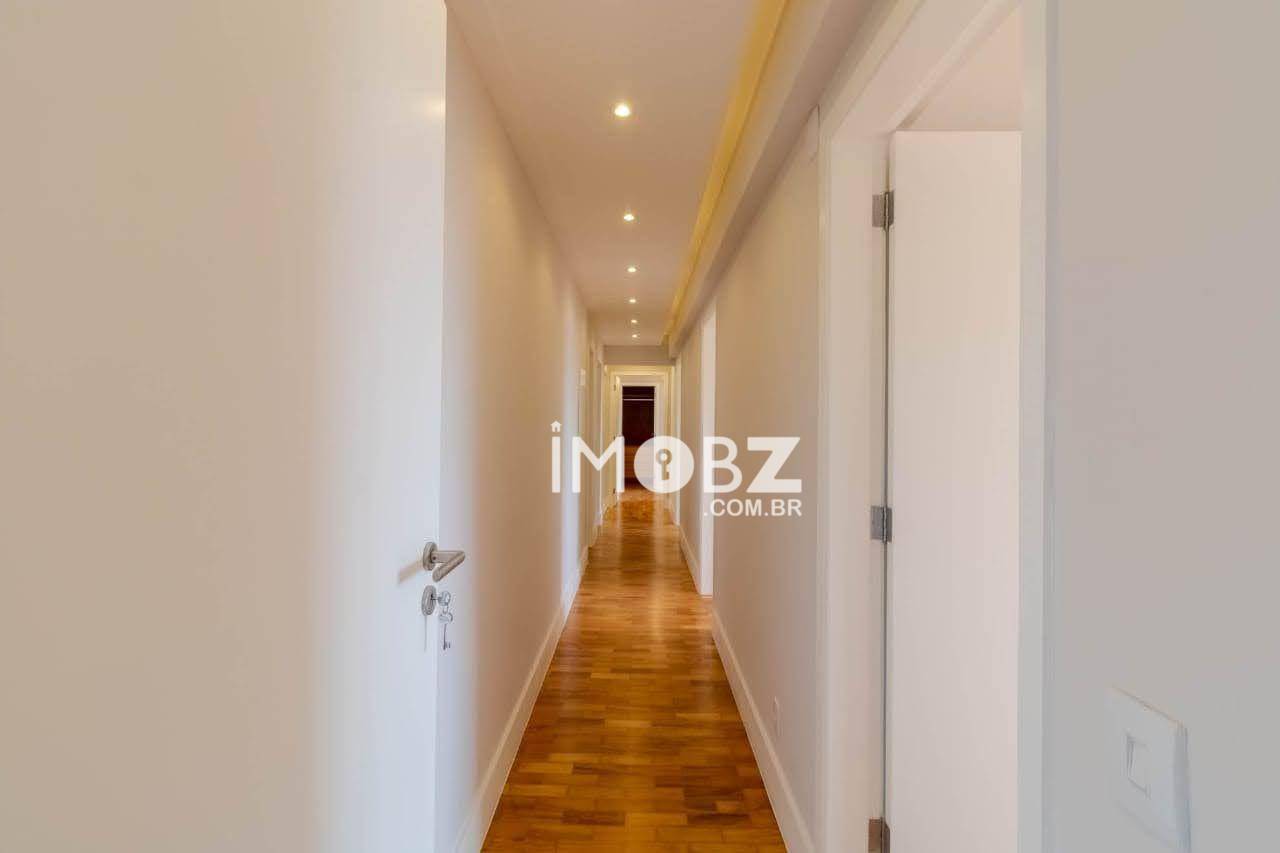 Apartamento à venda com 4 quartos, 221m² - Foto 29