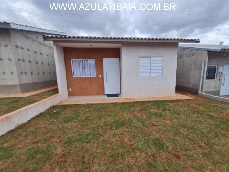 Casa à venda com 2 quartos, 50m² - Foto 1