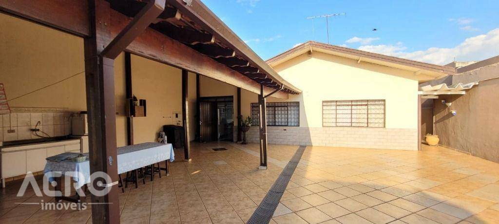 Casa à venda com 3 quartos, 200m² - Foto 17