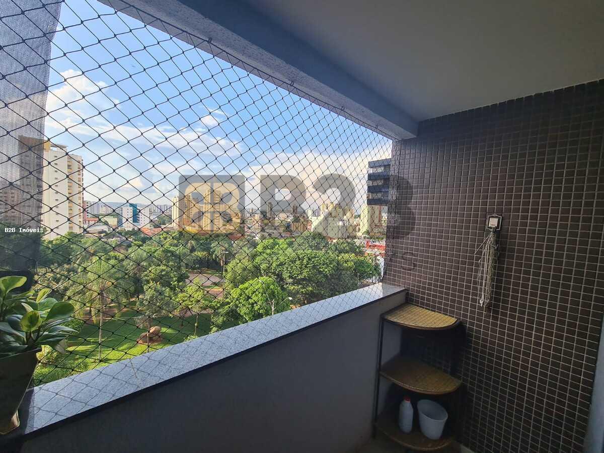 Apartamento à venda com 3 quartos, 150m² - Foto 5