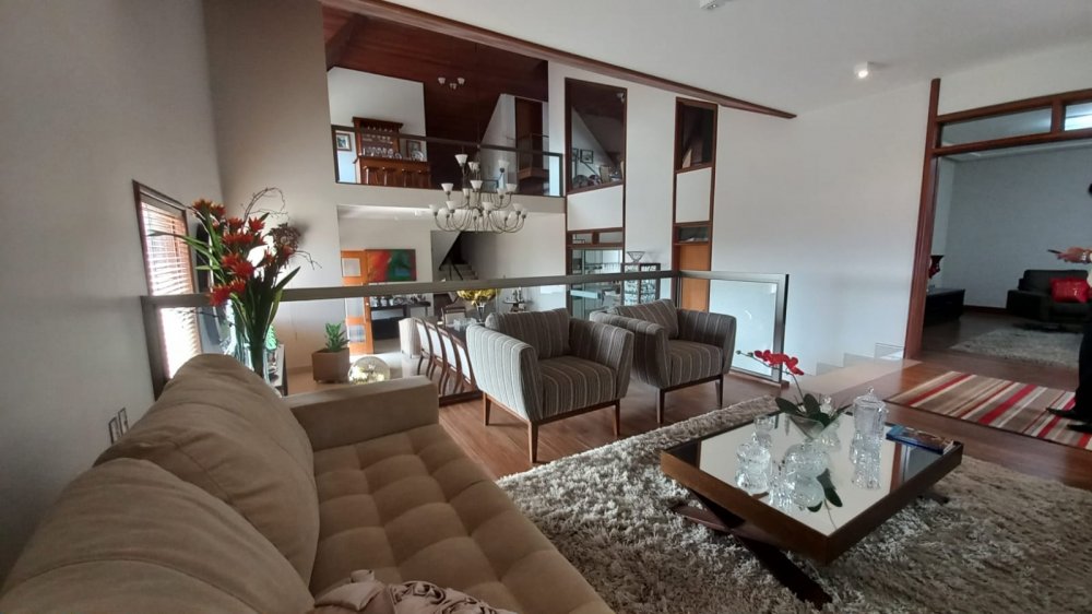 Casa à venda com 5 quartos, 650m² - Foto 25