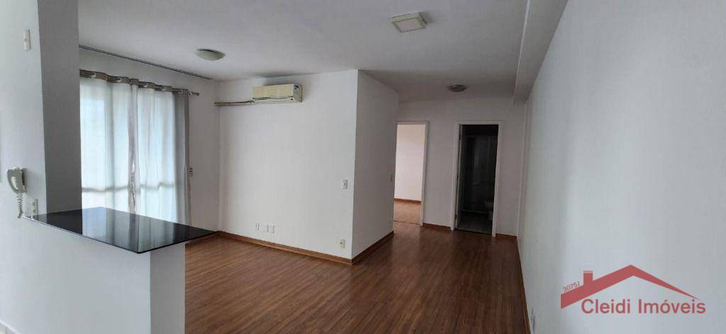 Apartamento à venda com 2 quartos, 60m² - Foto 2