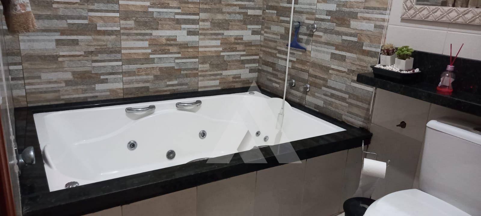 Casa à venda com 2 quartos, 195m² - Foto 8