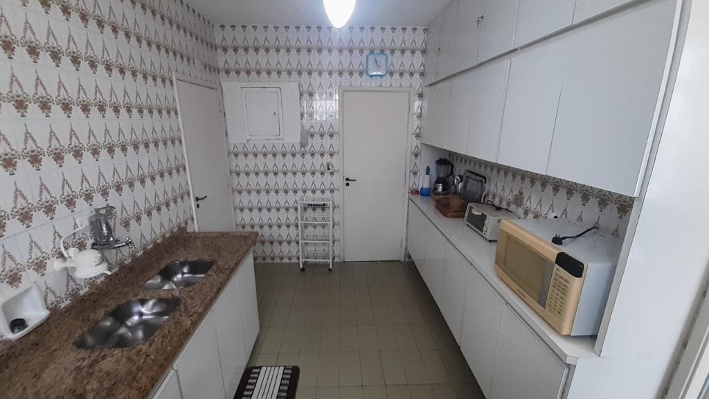 Apartamento à venda com 3 quartos, 120m² - Foto 17