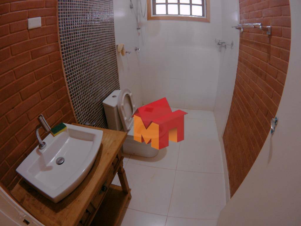 Chácara à venda com 3 quartos, 200m² - Foto 8