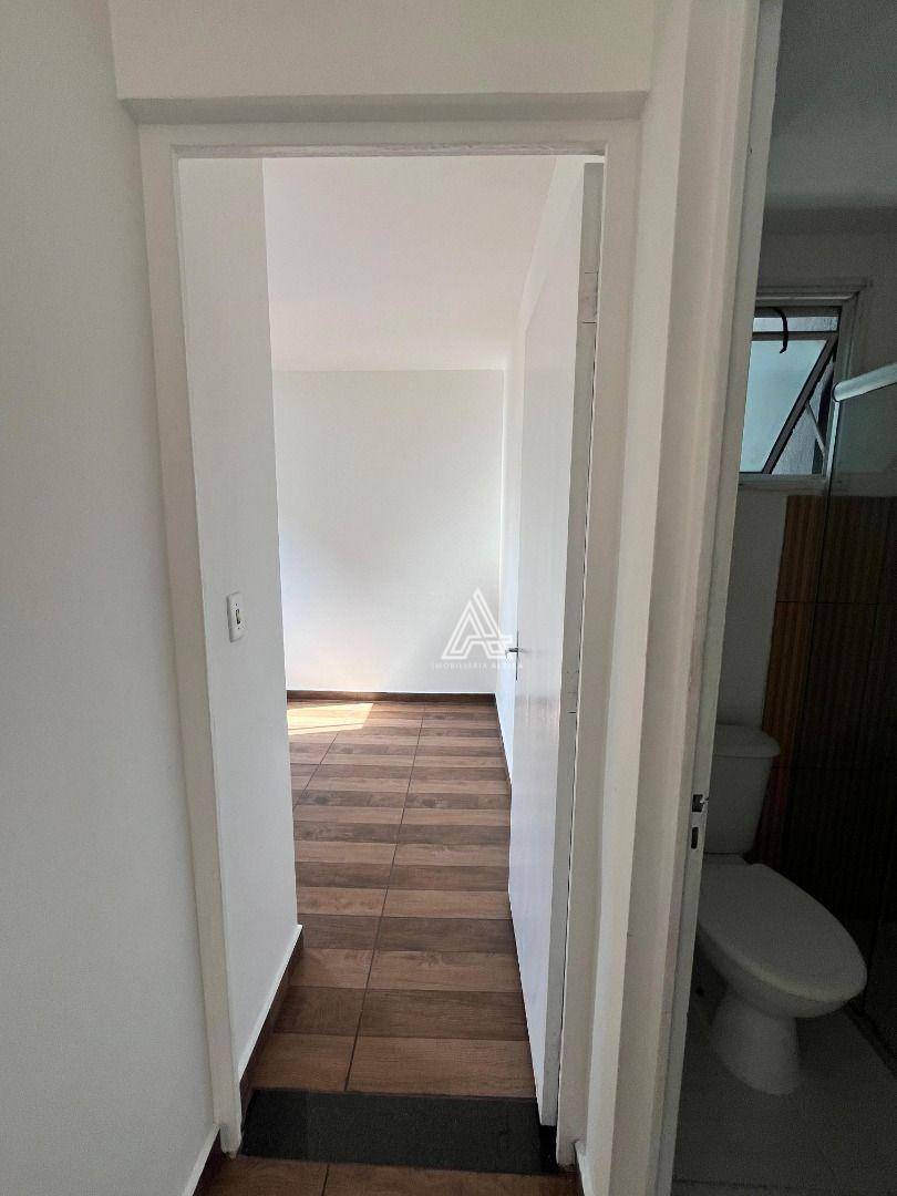 Apartamento para alugar com 2 quartos, 50m² - Foto 15