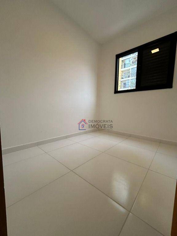 Apartamento à venda com 2 quartos, 44m² - Foto 5