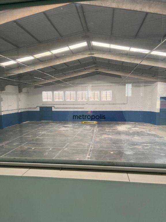 Depósito-Galpão-Armazém para alugar, 1380m² - Foto 1