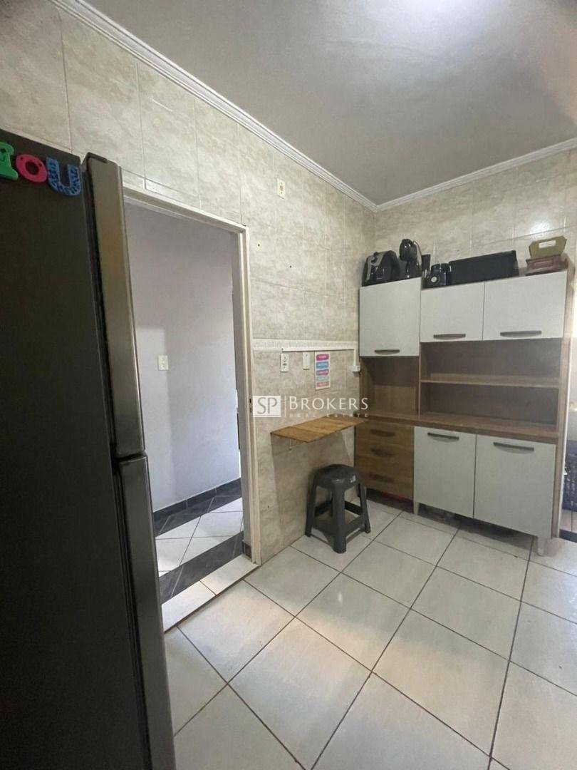 Apartamento à venda com 2 quartos, 60m² - Foto 5