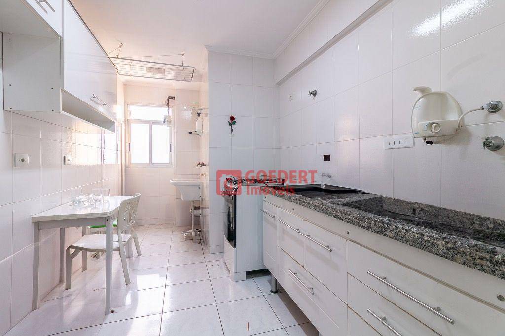 Apartamento à venda com 2 quartos, 58m² - Foto 3