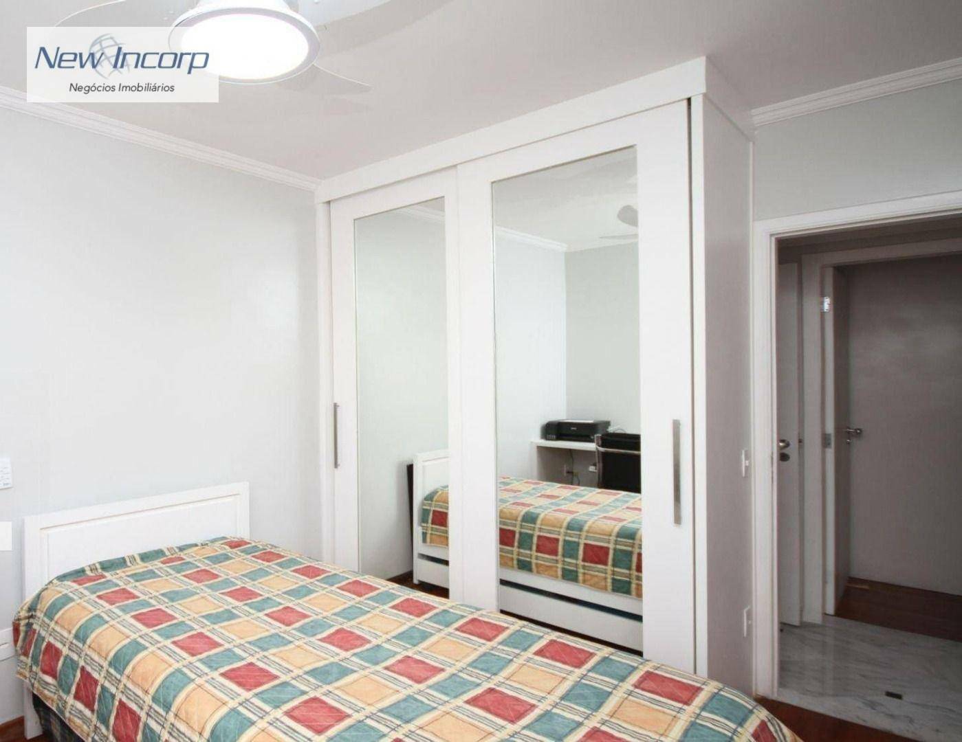 Apartamento à venda com 3 quartos, 131m² - Foto 25