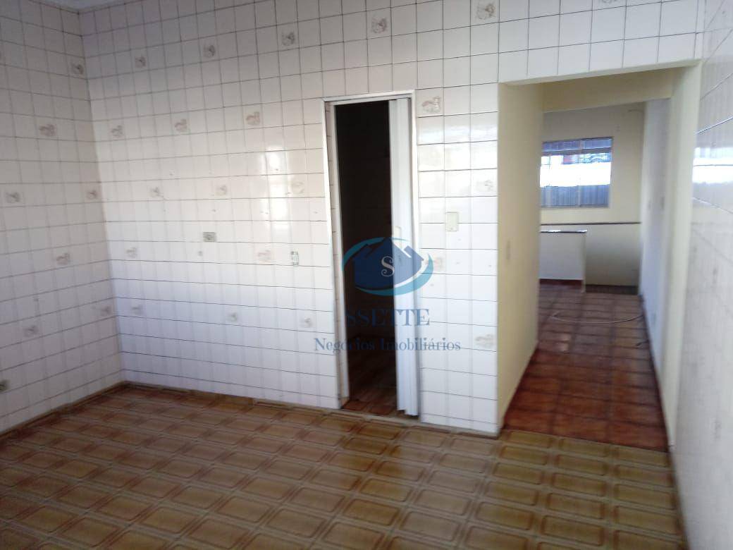 Sobrado para alugar com 2 quartos, 150m² - Foto 9