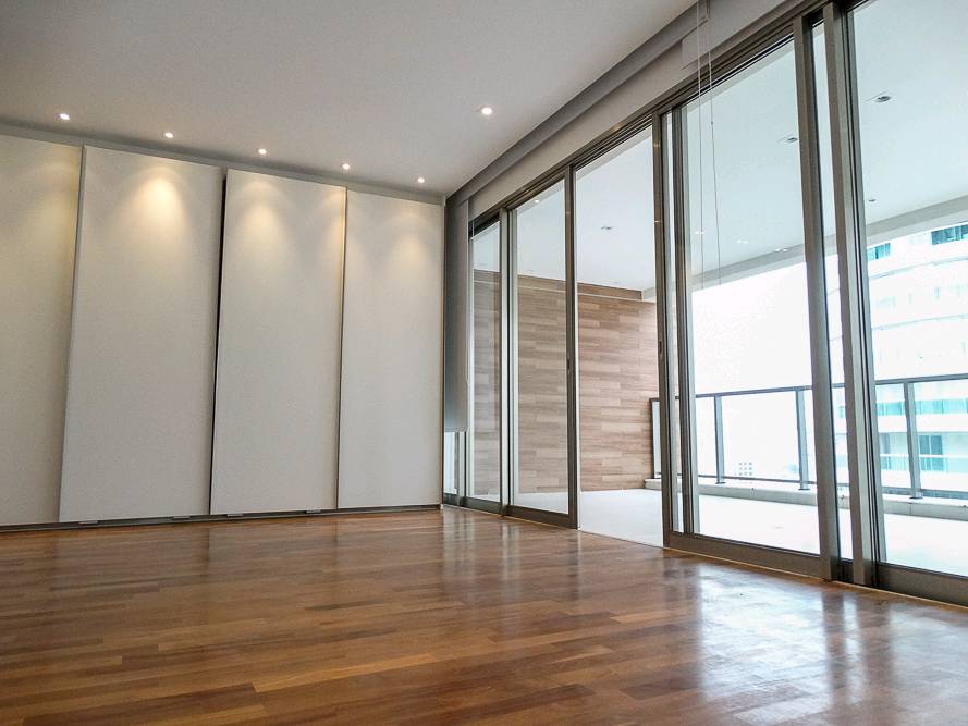 Apartamento para alugar com 3 quartos, 200m² - Foto 13