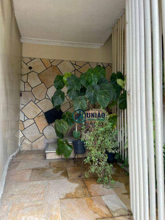Casa à venda com 4 quartos, 110M2 - Foto 18