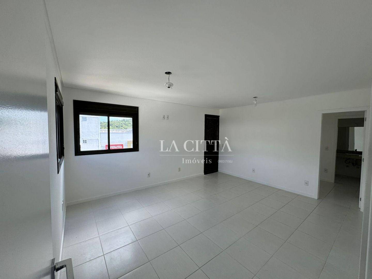 Apartamento à venda com 4 quartos, 237m² - Foto 3