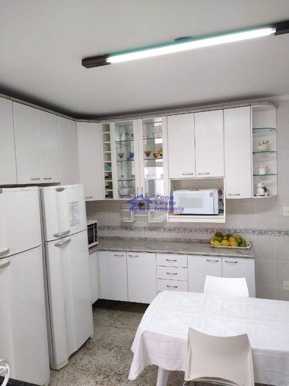 Sobrado à venda com 3 quartos, 180m² - Foto 31