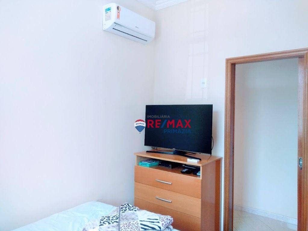 Apartamento à venda com 2 quartos, 45m² - Foto 15