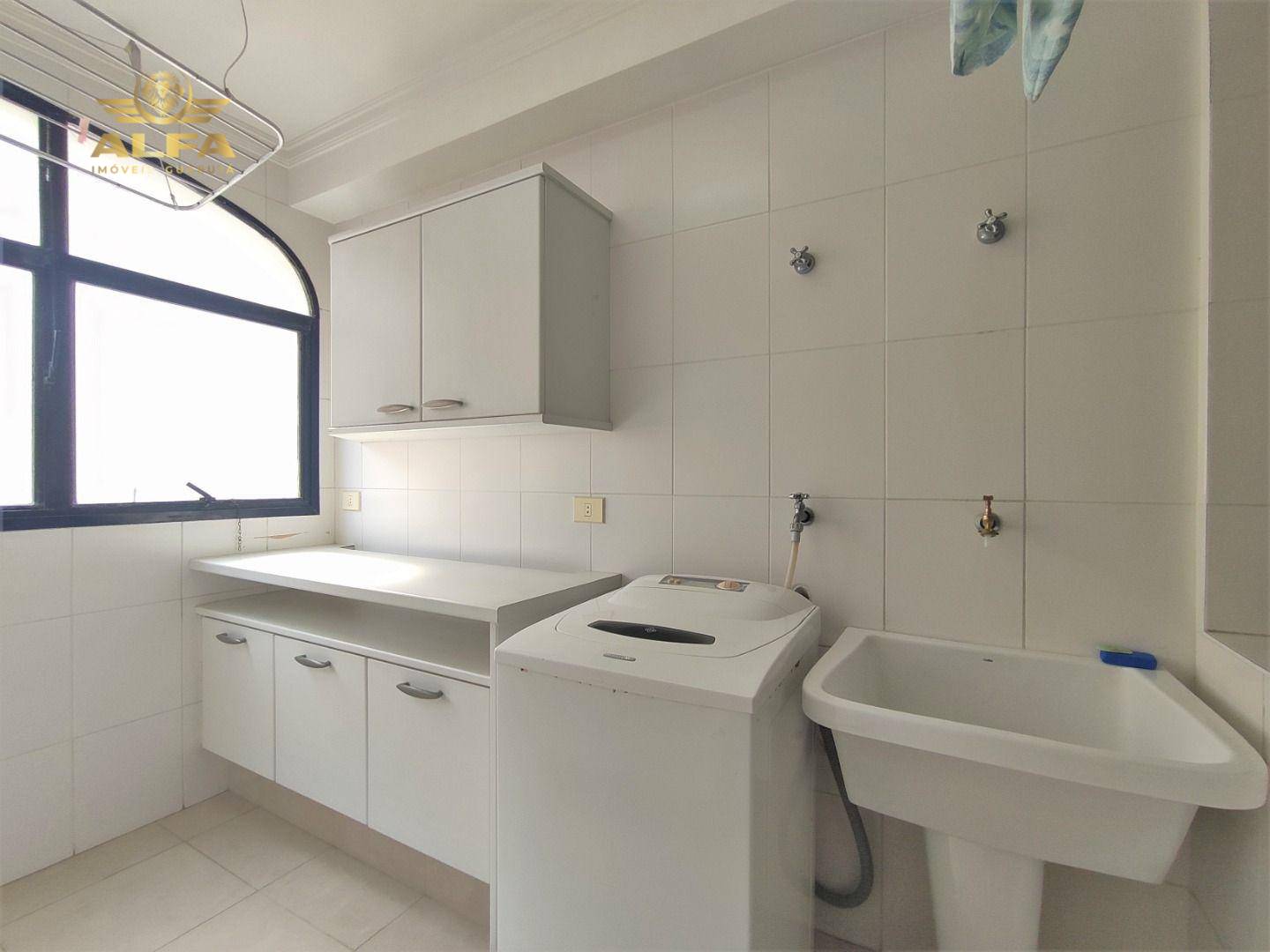 Apartamento à venda com 4 quartos, 201m² - Foto 27