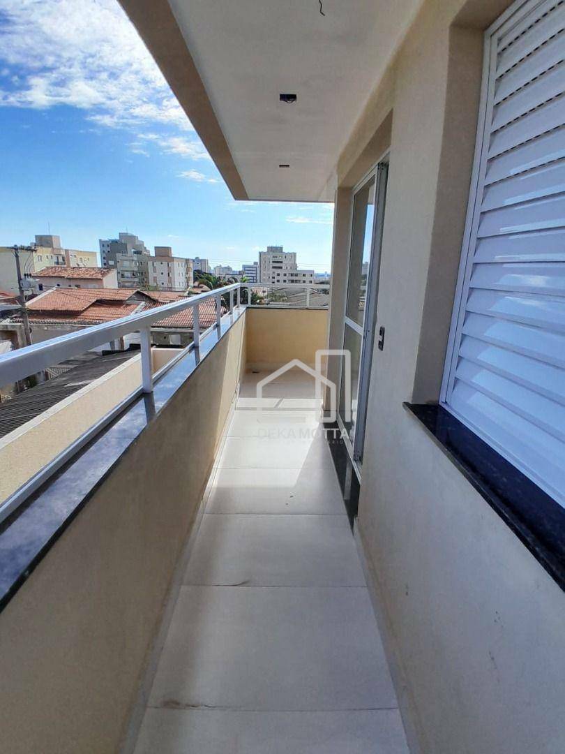 Apartamento à venda com 3 quartos, 82m² - Foto 1