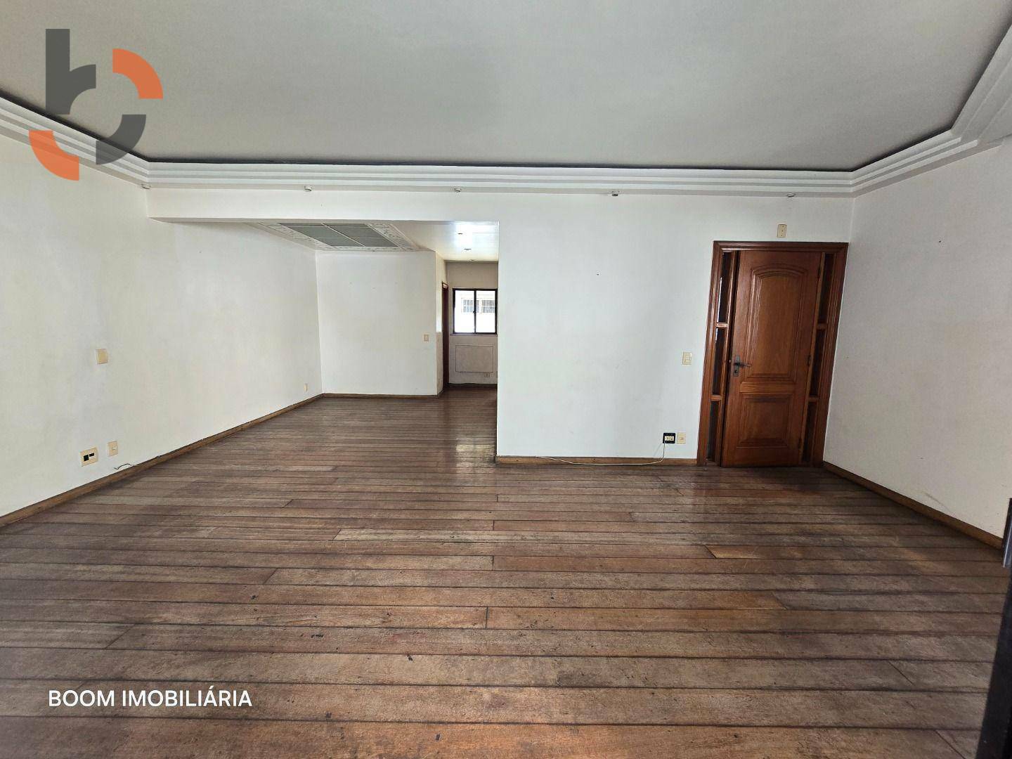 Apartamento à venda com 3 quartos, 220m² - Foto 22