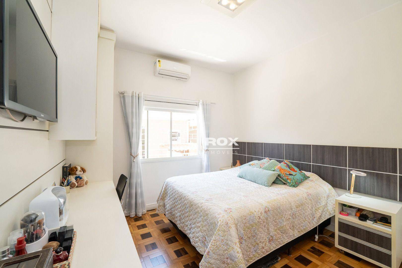 Casa à venda com 3 quartos, 190m² - Foto 26