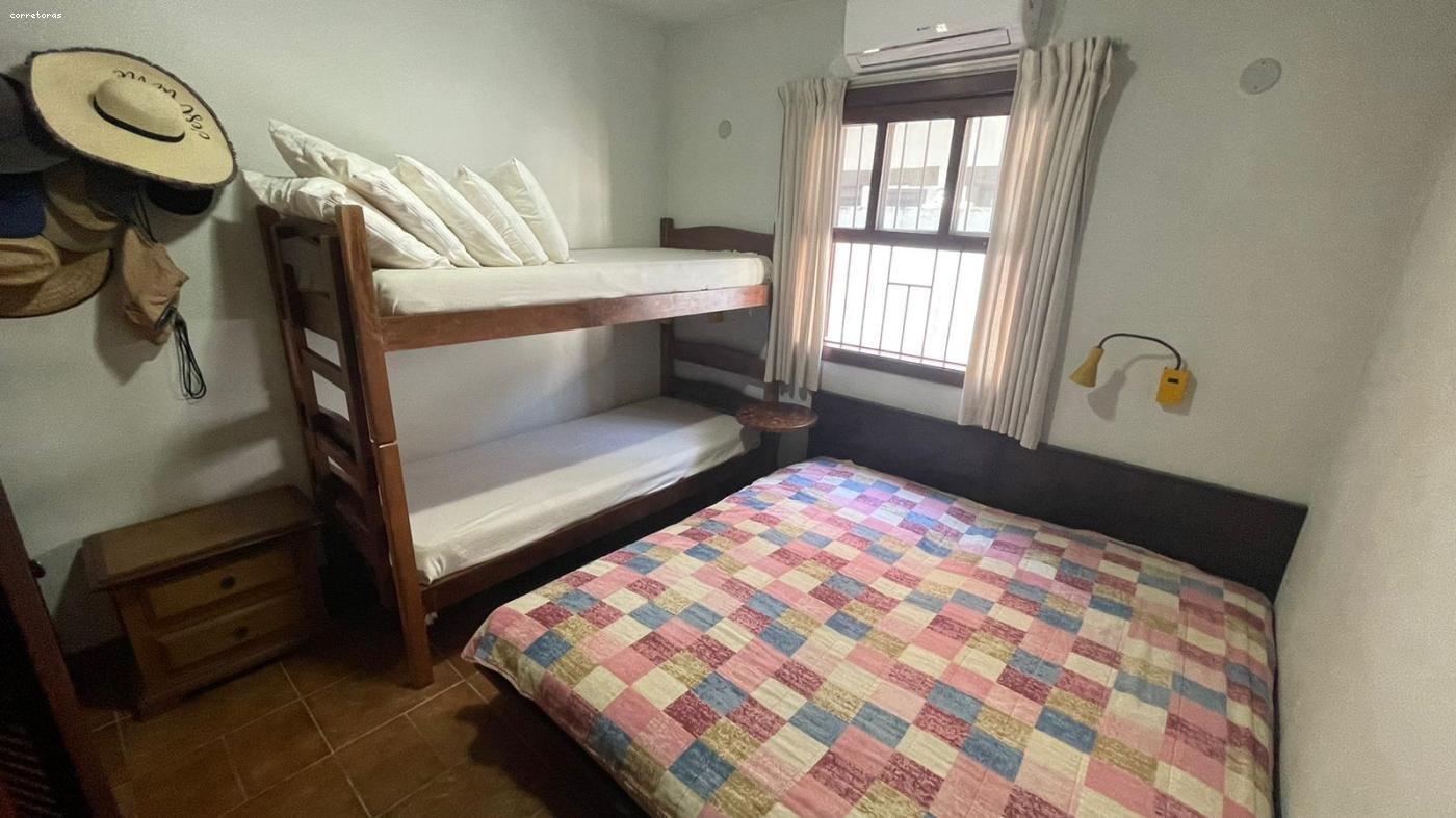 Casa de Condomínio à venda com 3 quartos, 381m² - Foto 9