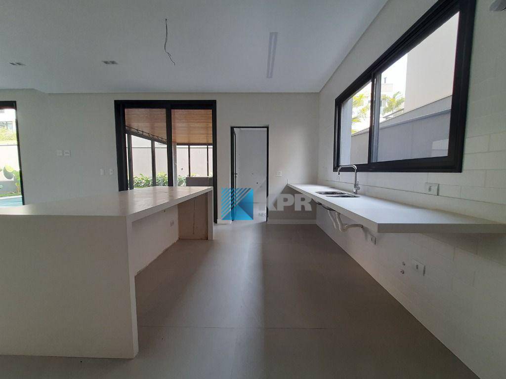 Casa de Condomínio à venda com 4 quartos, 440m² - Foto 12