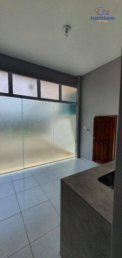 Casa à venda com 4 quartos, 281m² - Foto 8