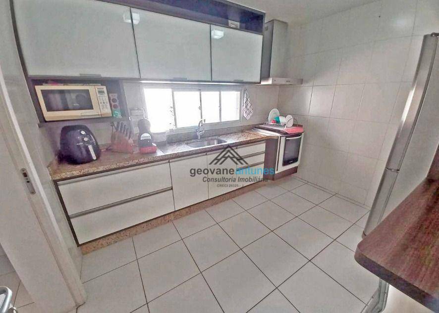 Apartamento à venda com 3 quartos, 112m² - Foto 10