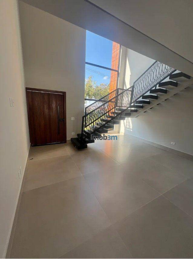 Sobrado, 4 quartos, 208 m² - Foto 2