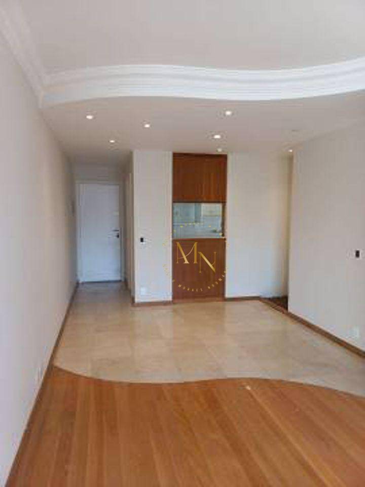 Apartamento à venda com 2 quartos, 70m² - Foto 7