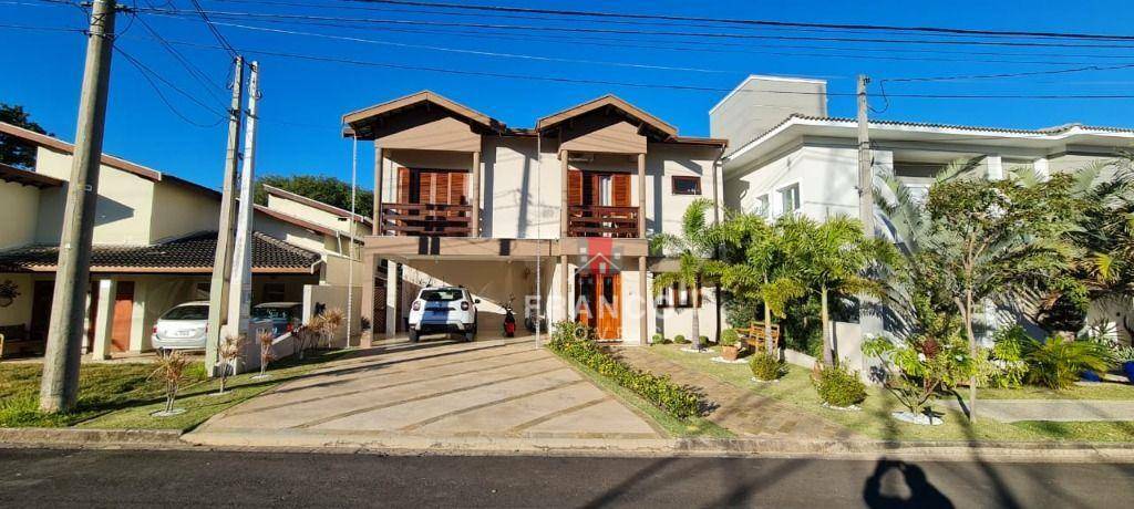 Casa de Condomínio à venda com 4 quartos, 357m² - Foto 2