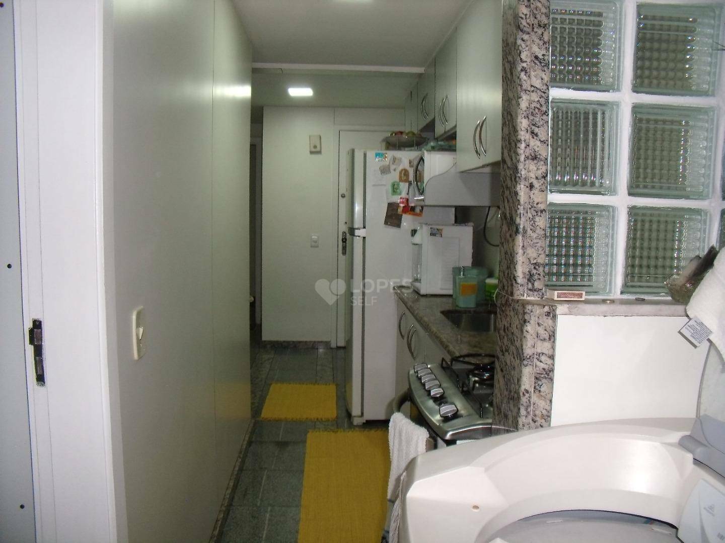 Apartamento à venda com 3 quartos, 110m² - Foto 8