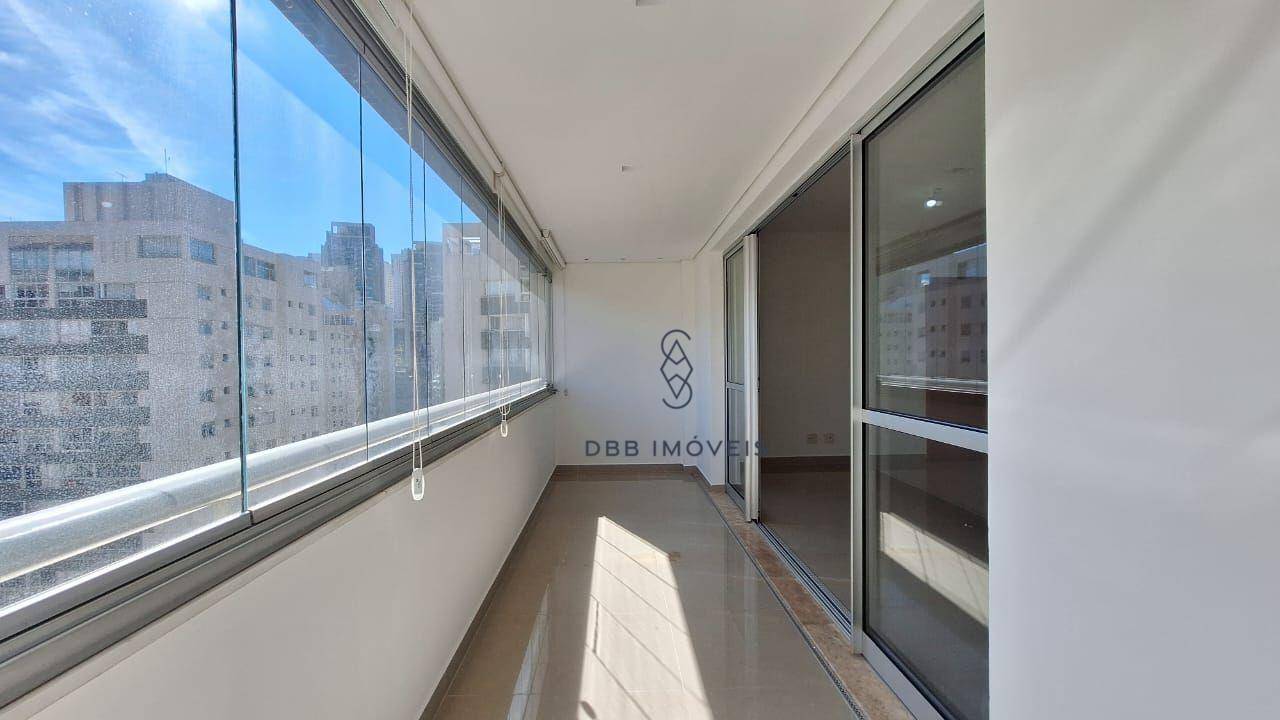Apartamento para alugar com 3 quartos, 115m² - Foto 8